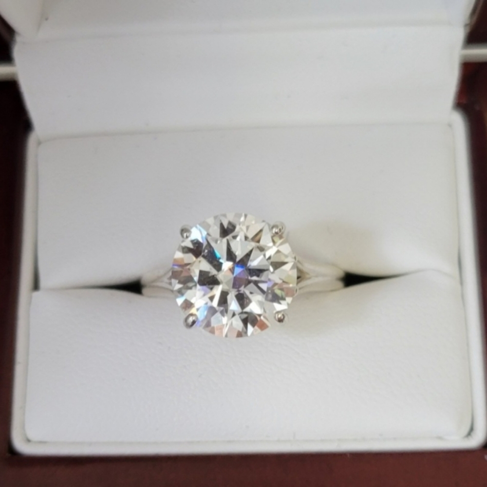 New 5ct Certified Moissanite Engagement Ring